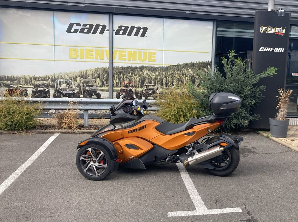 CAN AM 2011 occasion 16100 Cognac