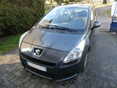5008 1.6VTI essence 120CV 2011 occasion 88000 &Eacute;pinal