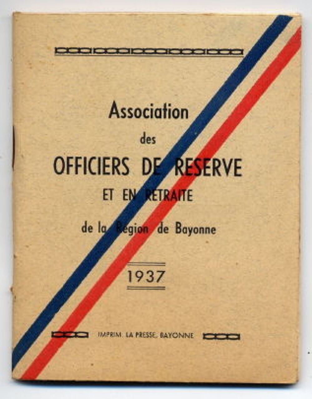 LISTE DES MEMBRES 
de L'ASSOCIATION DES OFFICIERS DE R&Eacute;SERVE Livres et BD