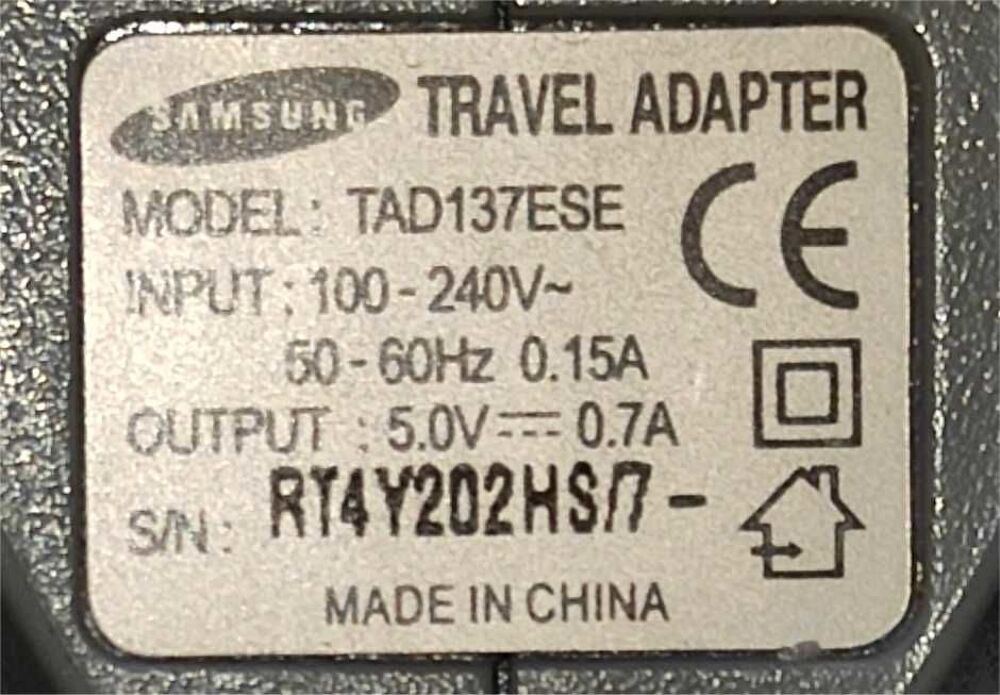 Chargeur Samsung Original 5V - Mod&egrave;le TAD137ESE Téléphones et tablettes