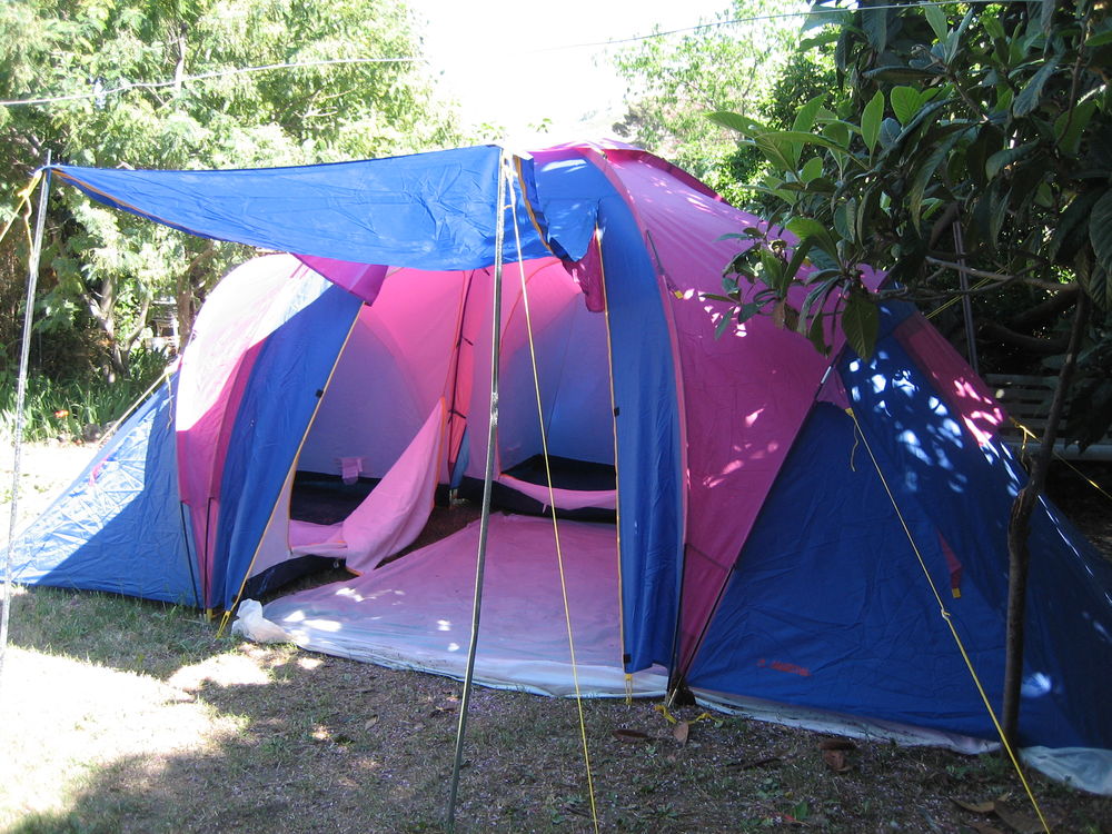 Tente de camping
marque mar&eacute;chal
Sports