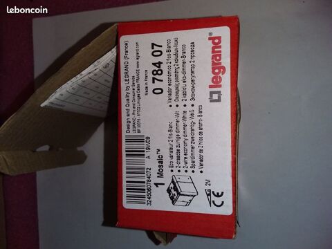 Legrand 078407 Ecovariateur universel lampes �co 2 fils - Mo Serres-Castet (64)