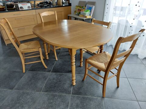 Table ronde bois + chaises 500 Marcellaz (74)