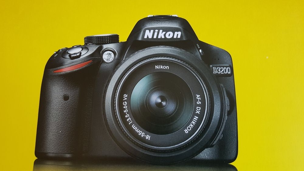 NIKON 3200 Photos/Video/TV