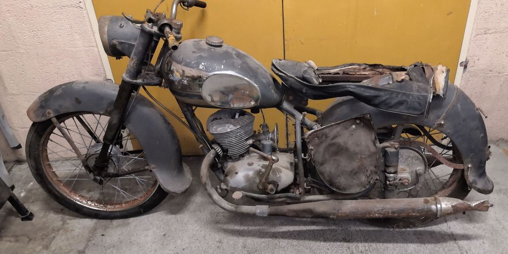  1955 occasion 63000 Clermont-Ferrand
