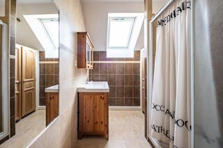  Maison � vendre 12 pi�ces 251 m�