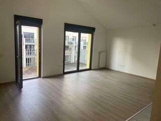  Appartement � louer 4 pi�ces 89 m�