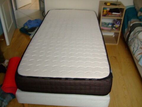 lits individuels 450 Corbeil-Essonnes (91)