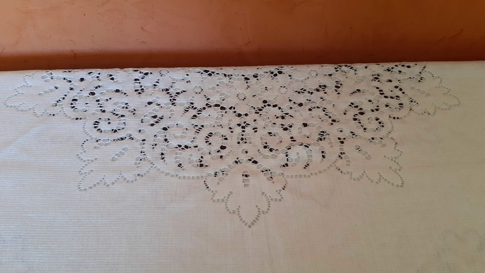 nappe ronde dentelle Vêtements