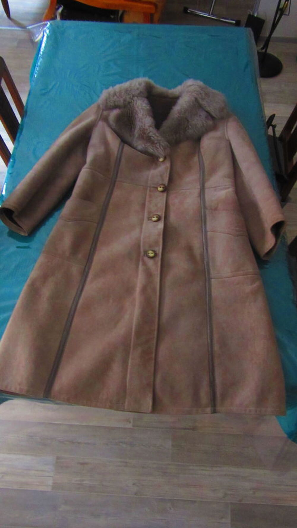 Manteau en peau Vtements
