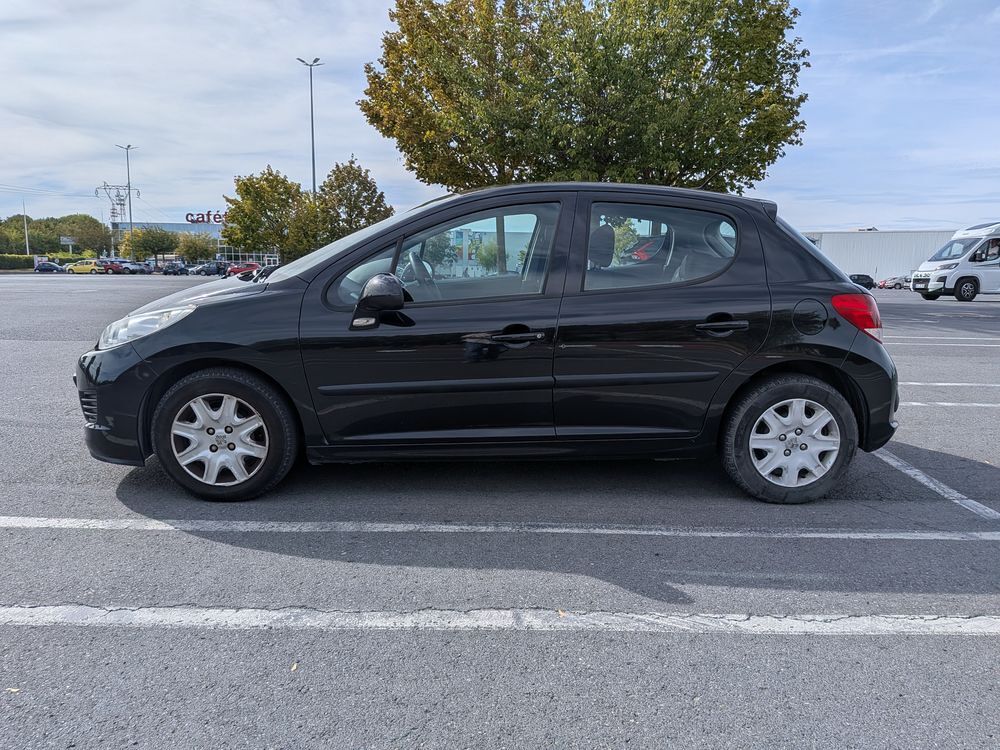 207 1.4 HDi 70ch BLUE LION Active 2010 occasion 51100 Reims
