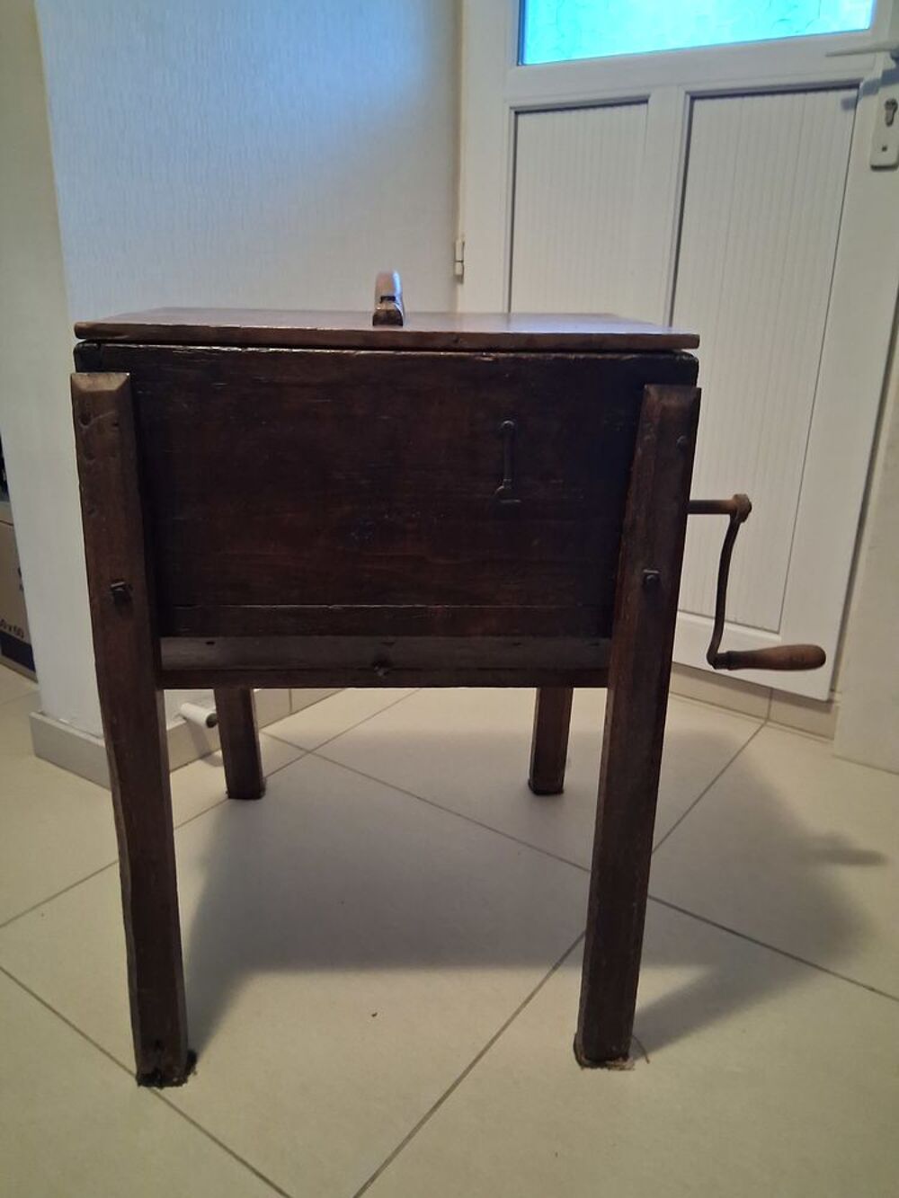 Baratte en bois Meubles