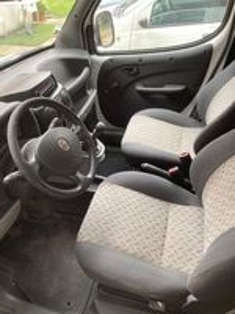Doblo DOBLO CARGO TOLE 1.6 BUSINESS GNV 2010 occasion 83400 Hy&egrave;res
