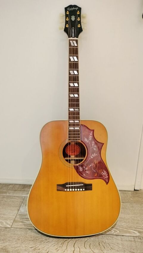 EPIPHONE HUMMINGBIRD INSPIRED BY GIBSON 2024 Mandelieu-la-Napoule (06)
