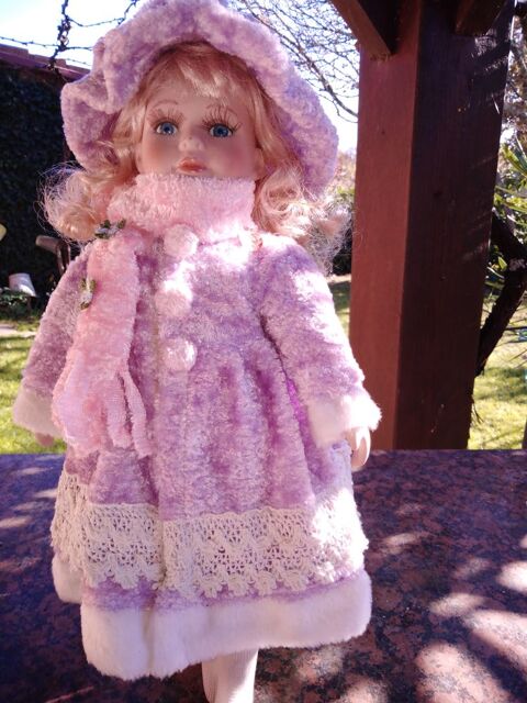 Pour vos cadeaux de No�l
Poup�es T�te et membres c�ramique
15 Saint-M�dard-en-Jalles (33)