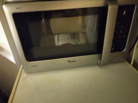 Micro ondes Whirlpool 50 Fresnes (94)