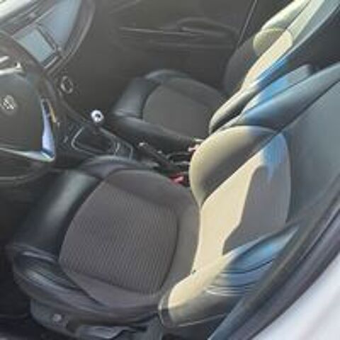 Giulietta 1.4 TB MultiAir 170 ch S&S Collezione 2015 occasion 59263 Houplin-Ancoisne