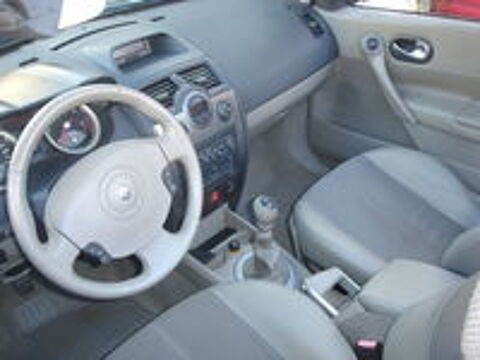 M&eacute;gane II CC M&eacute;gane CC 1.9 dCi 120 Luxe Privil&egrave;ge 2004 occasion 78800 Houilles