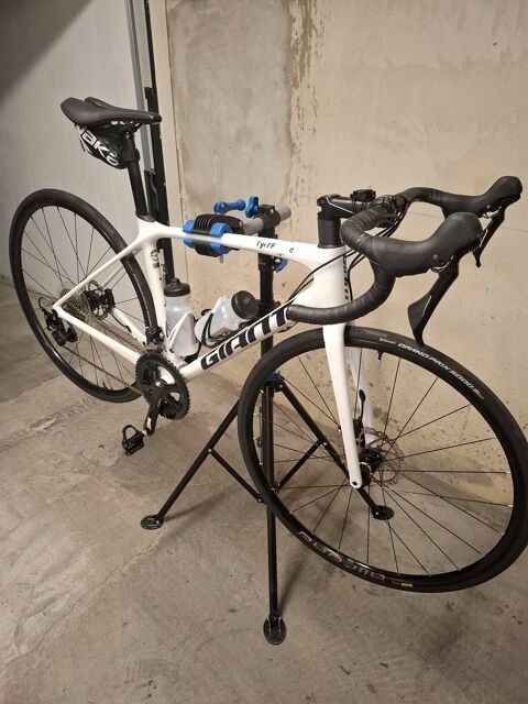 Velo route giant tcr advenced 2 1400 Athis-Mons (91)