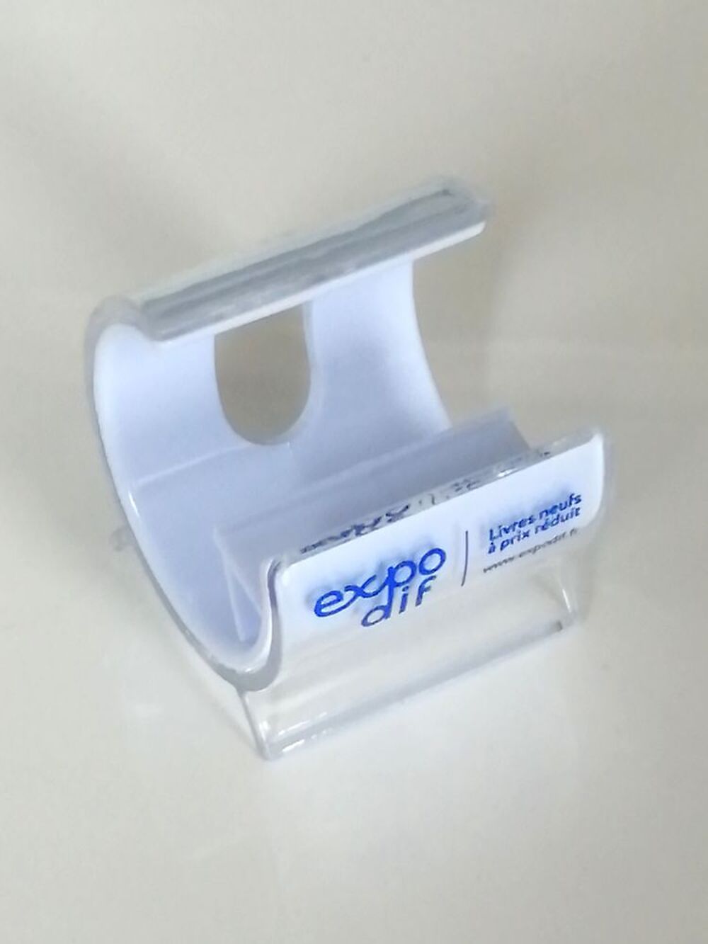 Support universel neuf pour t&eacute;l&eacute;phones portables Tlphones et tablettes