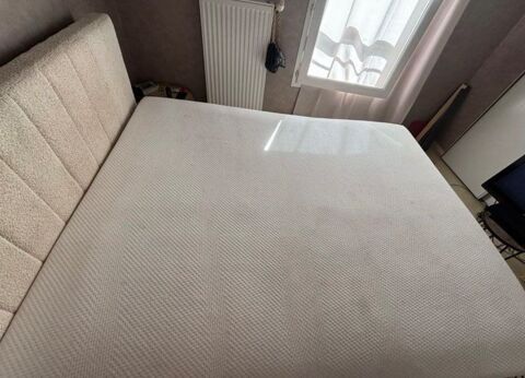 Matelas 100 Domène (38)