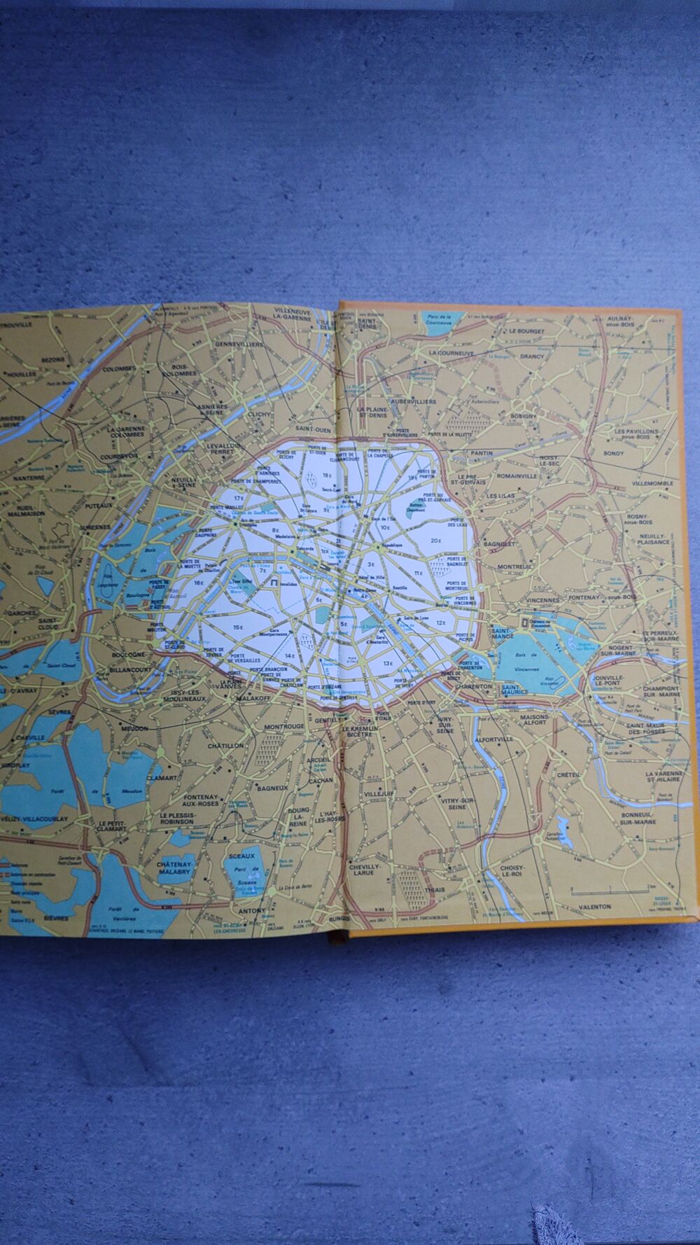 Nouveau Guide de la Route : France - Belgique - Suisse /1988 Livres et BD