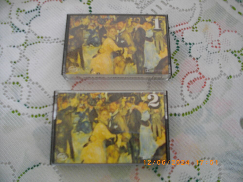 Deux cassettes audio de : "LES VALSES VIENNOISES (1 ET 2) Audio et hifi