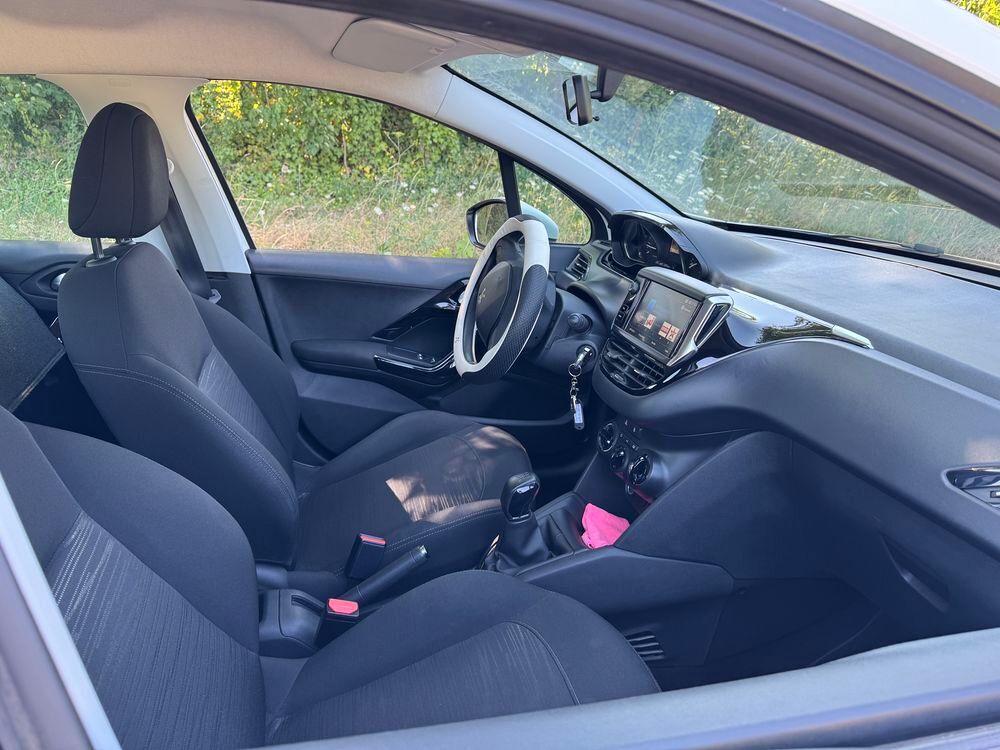 208 PURETECH 82 S&S BVM5 6.2 EVAP ACTIVE BUSINESS R' 2019 occasion 62223 Saint-Laurent-Blangy