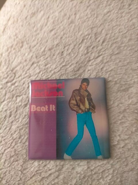 magnet Michael Jackson beat it 4 Miribel (01)