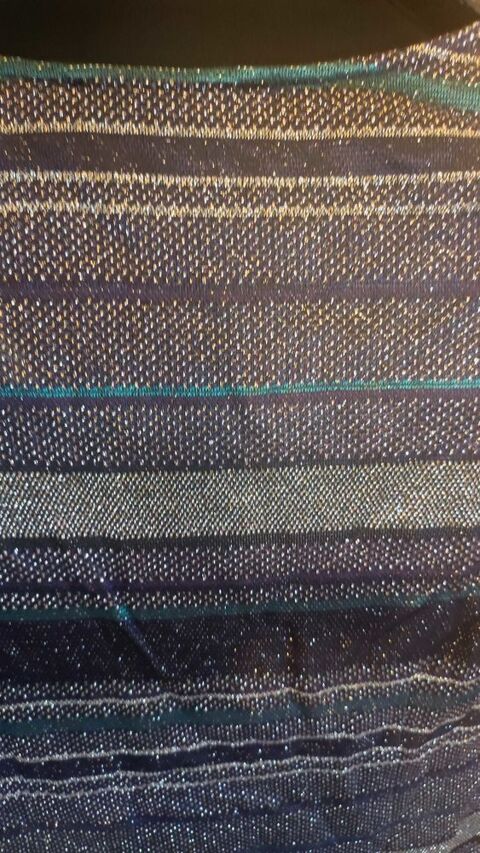 Tr�s joli haut avec fibres m�tallis�es argent�es Patrizia Pepe T36 70 Verneuil-sur-Seine (78)