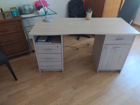 bureau 30 Verneuil-sur-Seine (78)