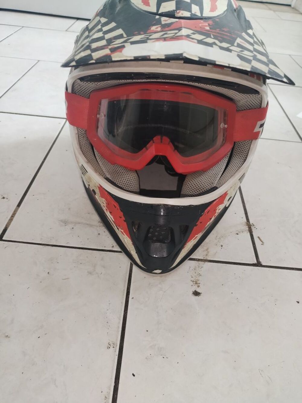 Casque de moto cross vtt + lunettes Vêtements