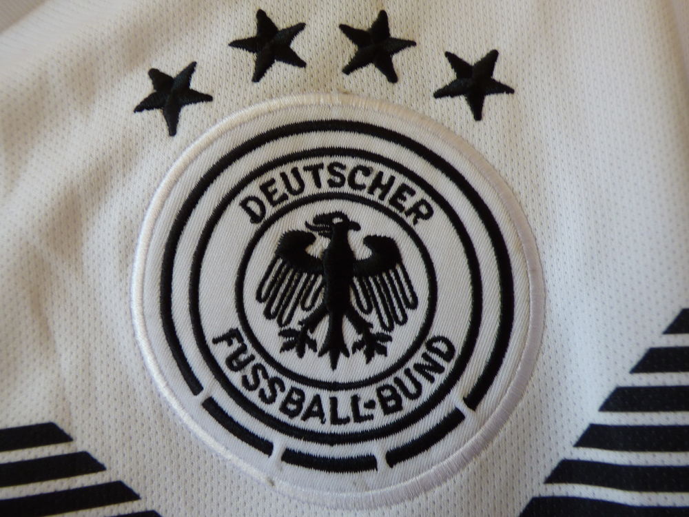Jersey foot s&eacute;lection Mannschaft 2018
Sports