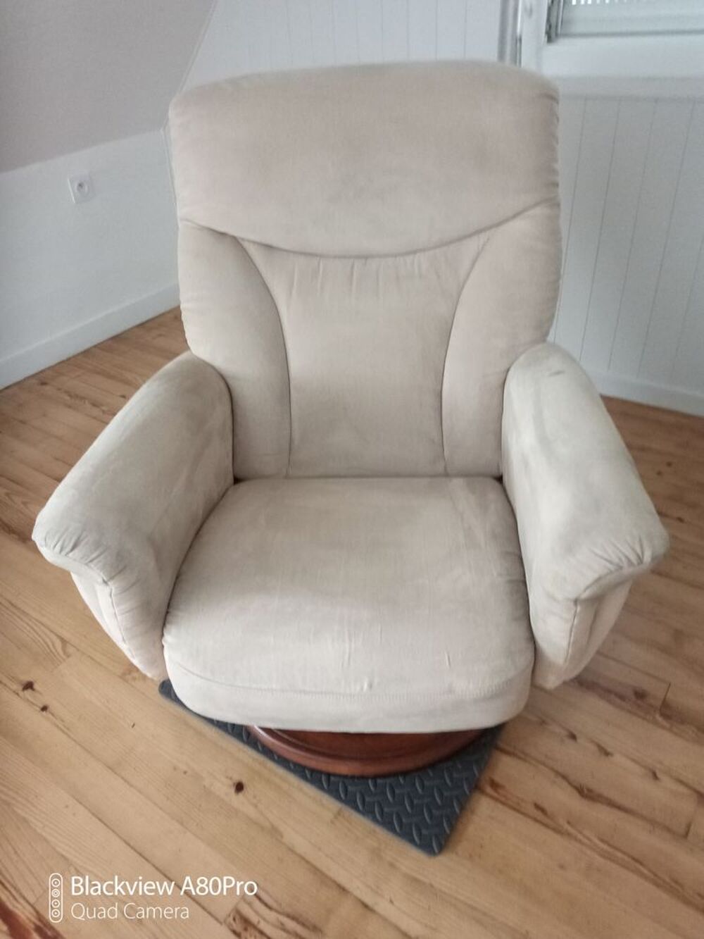 fauteuil pivotant beige Meubles