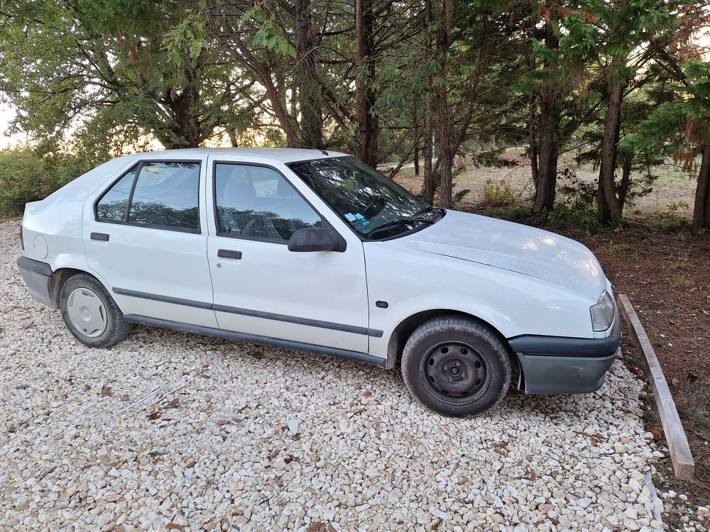 R19 19 GTD 1992 occasion 32290 Lupiac