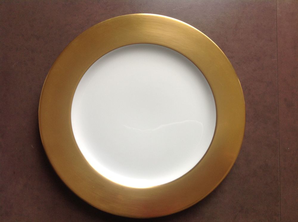 8 Assiette de pr&eacute;sentation or Bernardaud Cuisine
