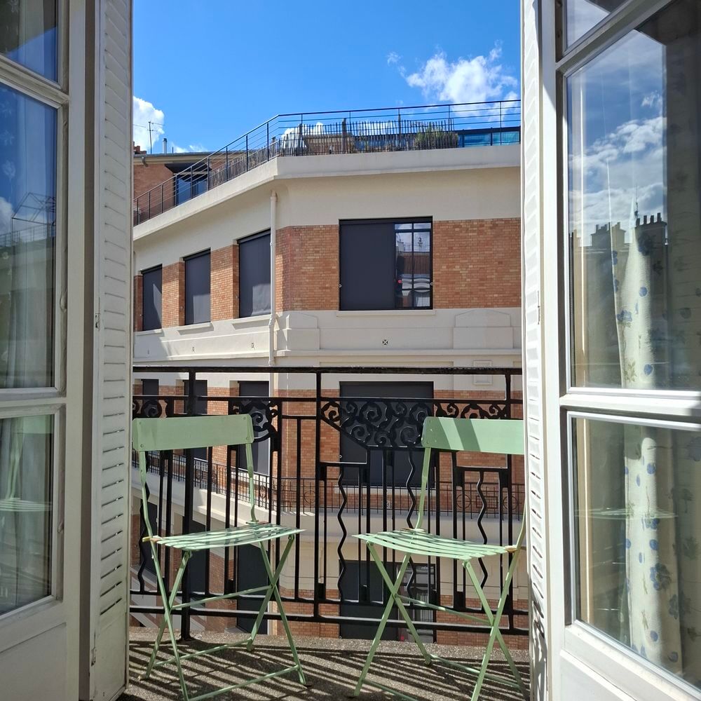 Vente Appartement 2 pièces  41m2 6 ème étage ascenseur Paris métro Convention Paris 15