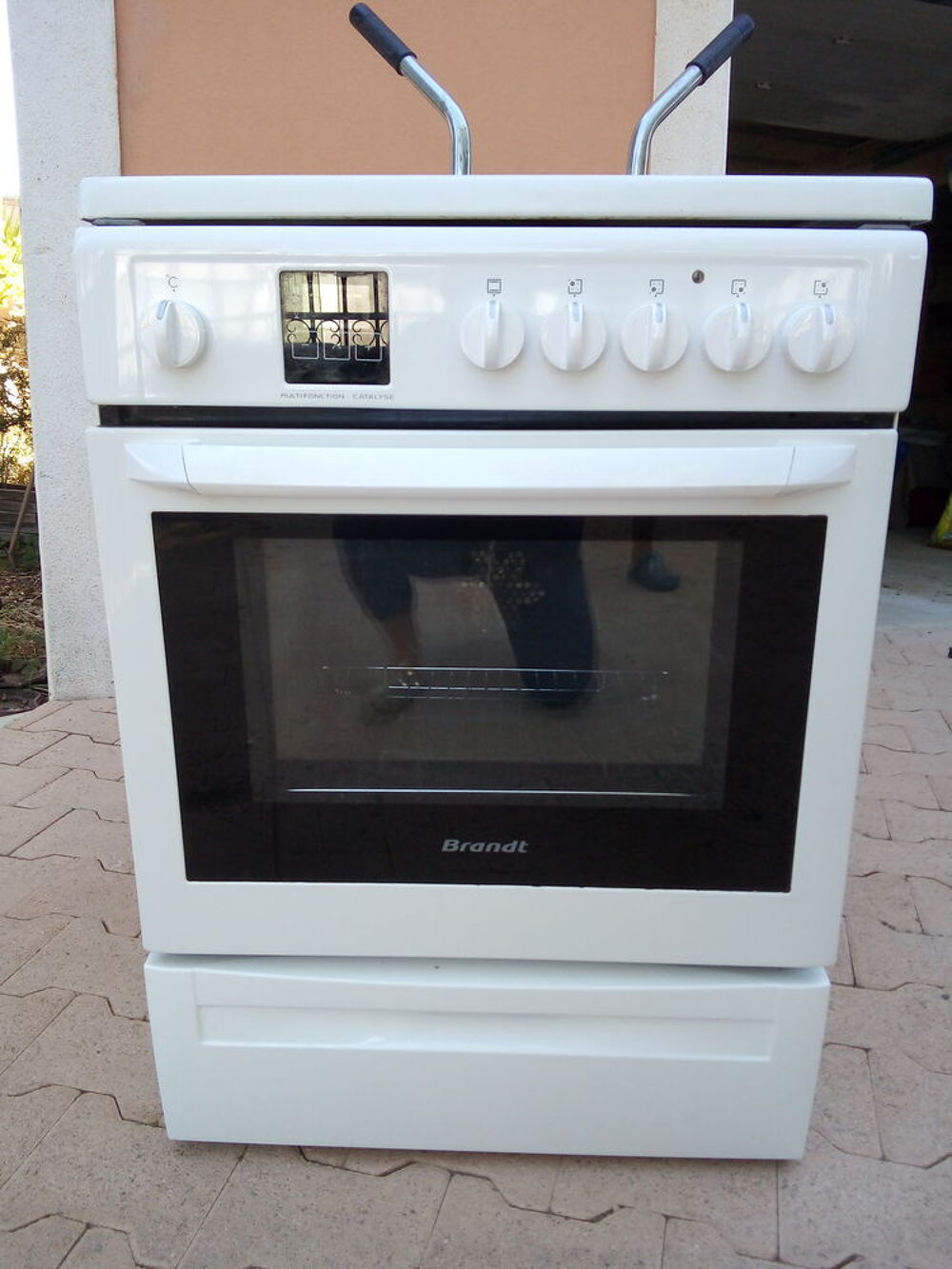 cuisini&egrave;re vitro c&eacute;ramique BRANDT Electroménager