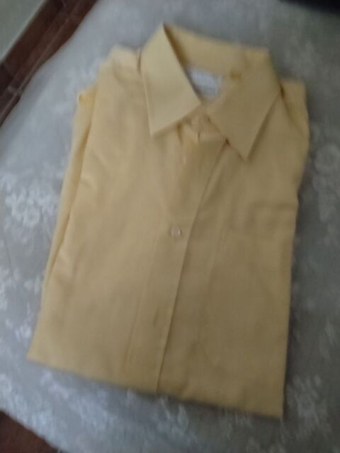 LOT DE VETEMENTS A PARTIR DE 10€ PIECE St Mitre (13)