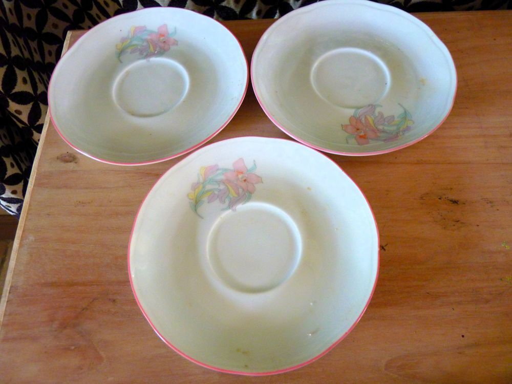 Cuisine lot grandes soucoupes cafe porcelaine blanche iris r Cuisine
