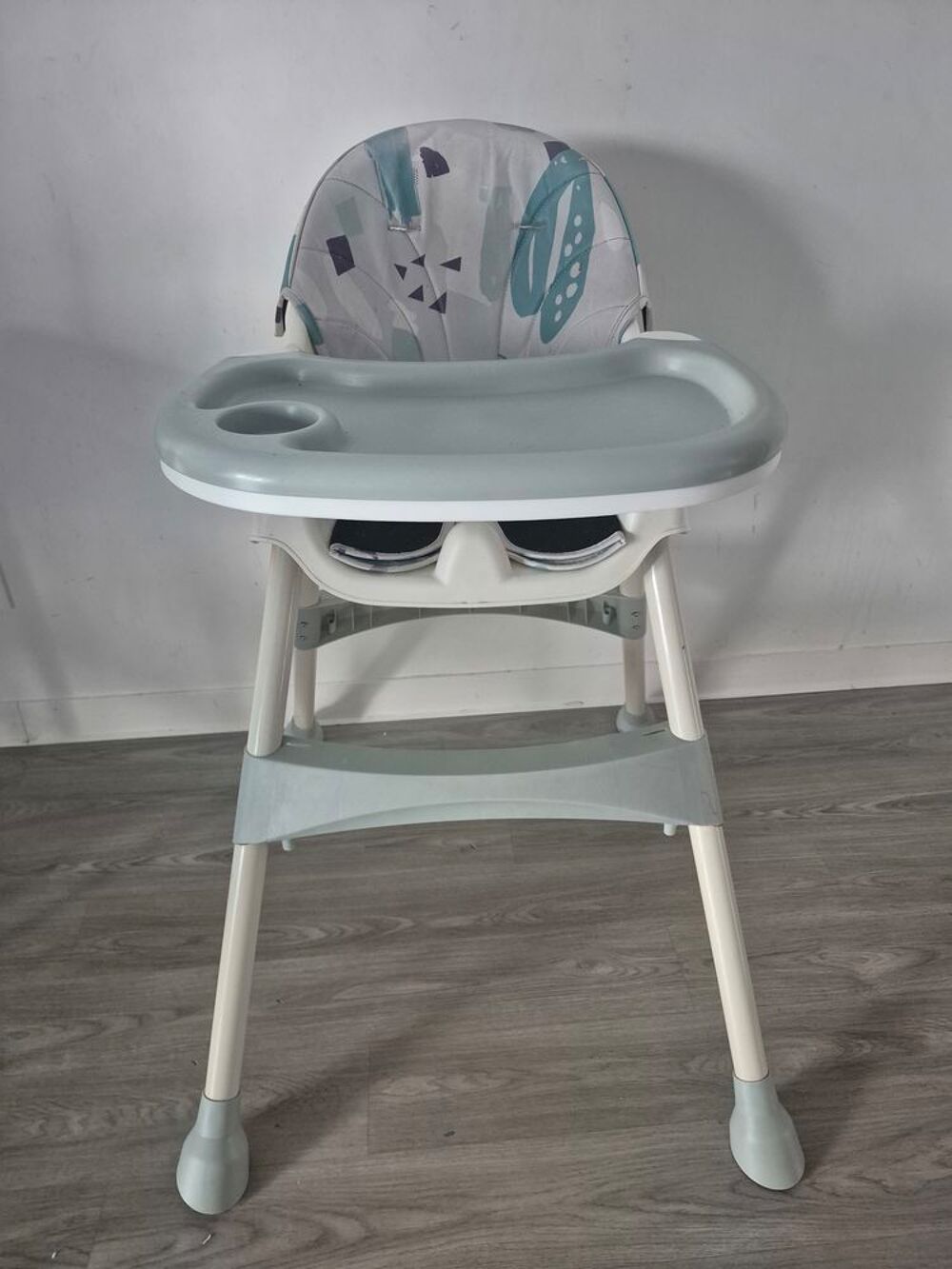 Chaise haute Pu�riculture