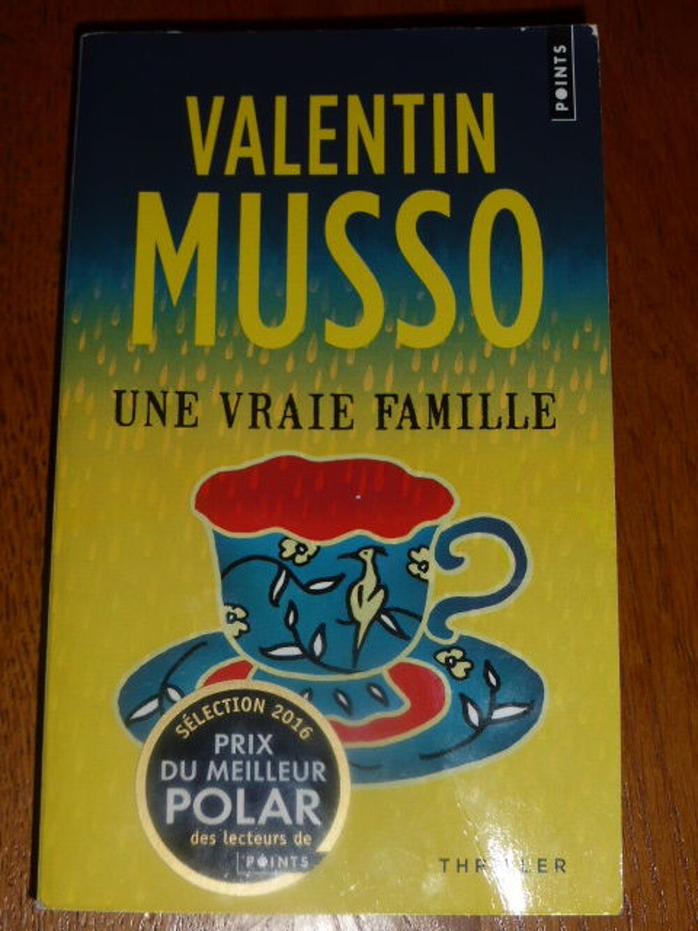 Une vraie famille Valentin Musso Livres et BD