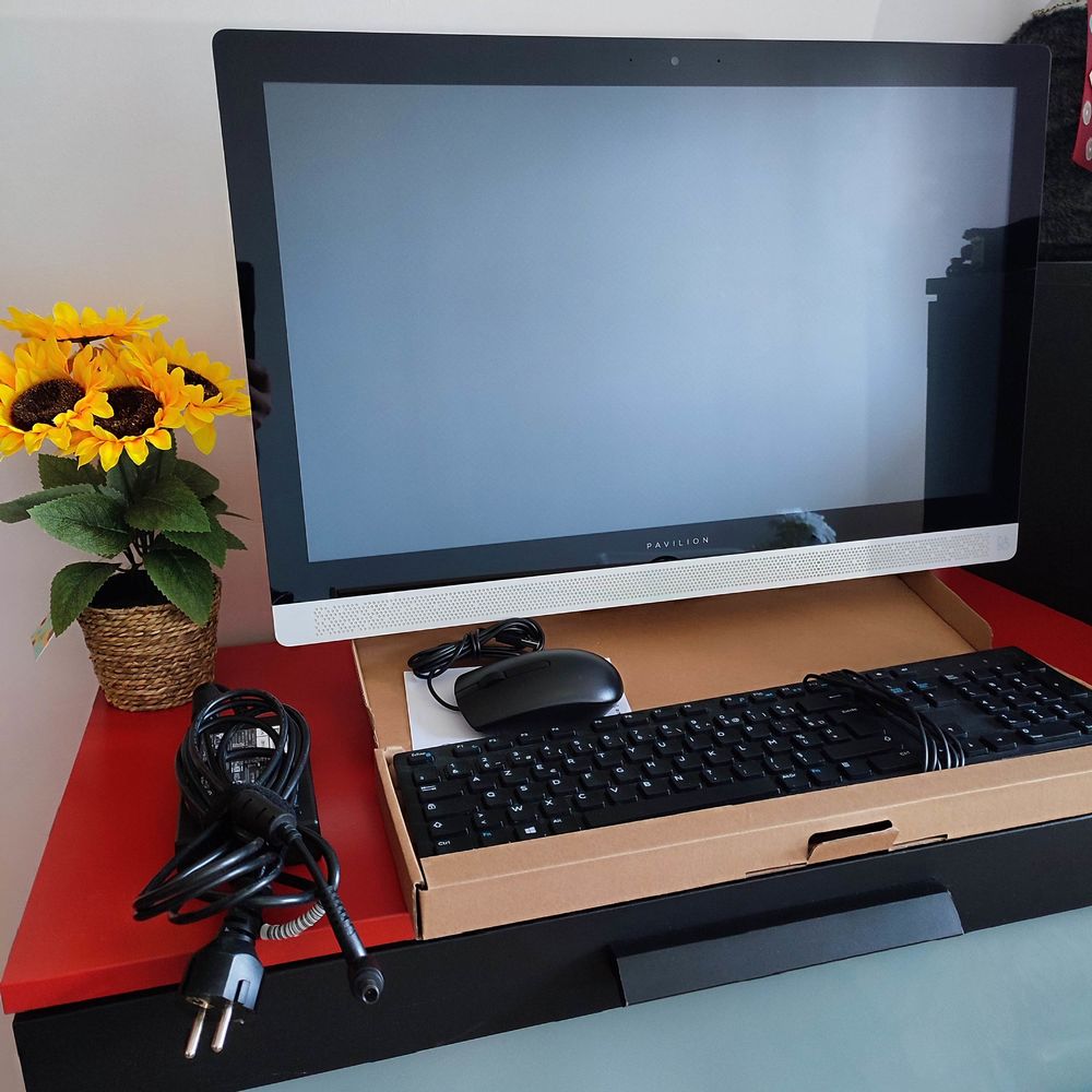 Pc Tout-en-Un HP Tactile Intel Core i3 4Go 1To Windows 11 Or Matériel informatique