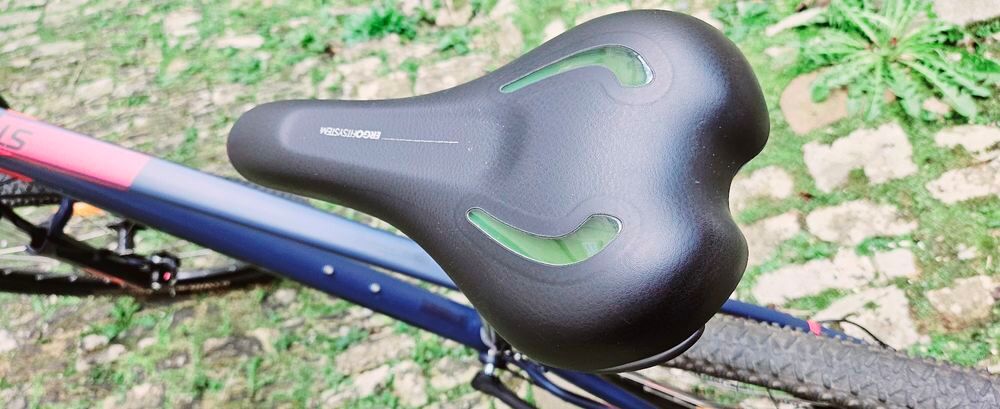 VTT FEMME BLEU 175-184cm L TRES BON ETAT Vélos