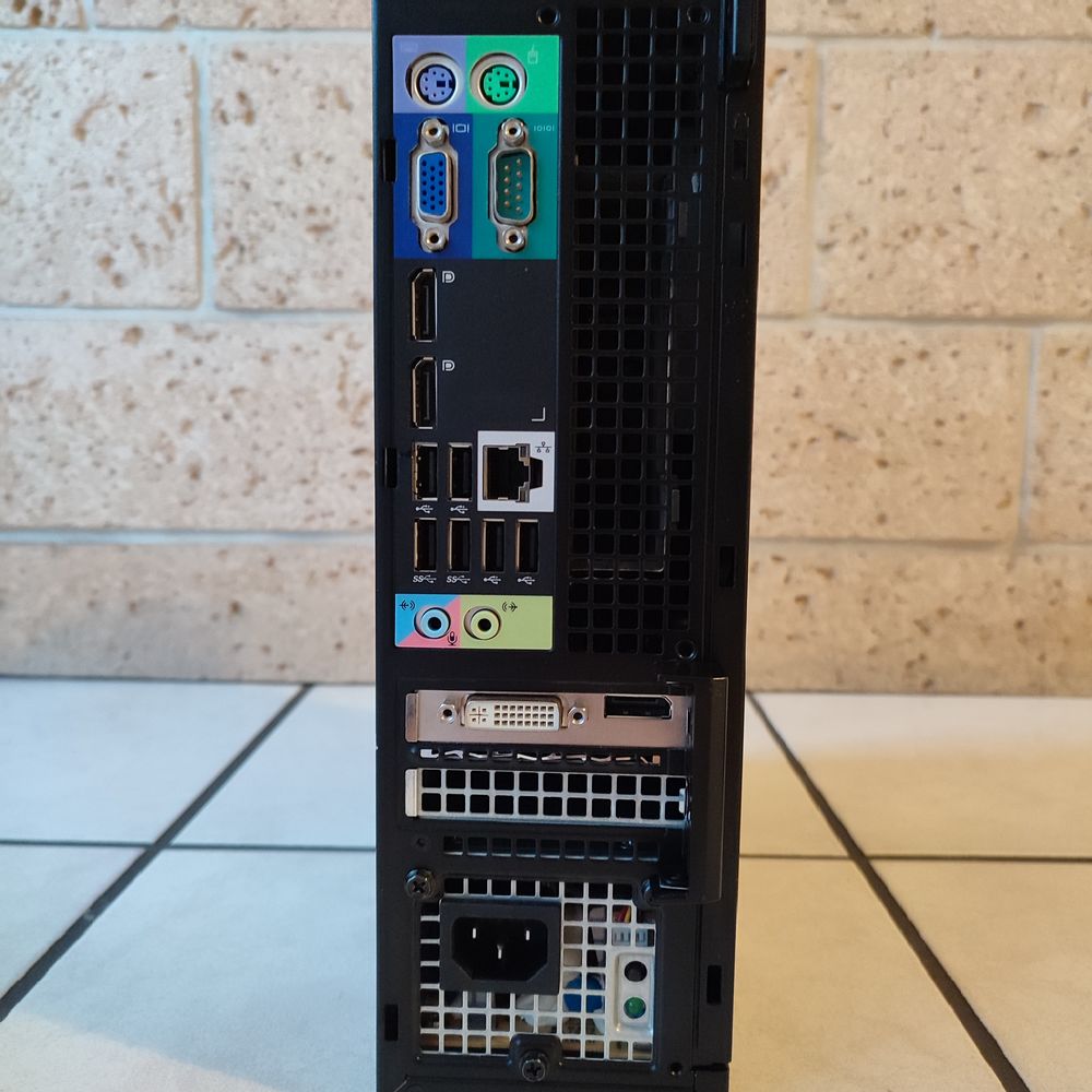 Petit Ordinateur Dell complet Ecran+Clavier+Souri Windows 11 Matériel informatique