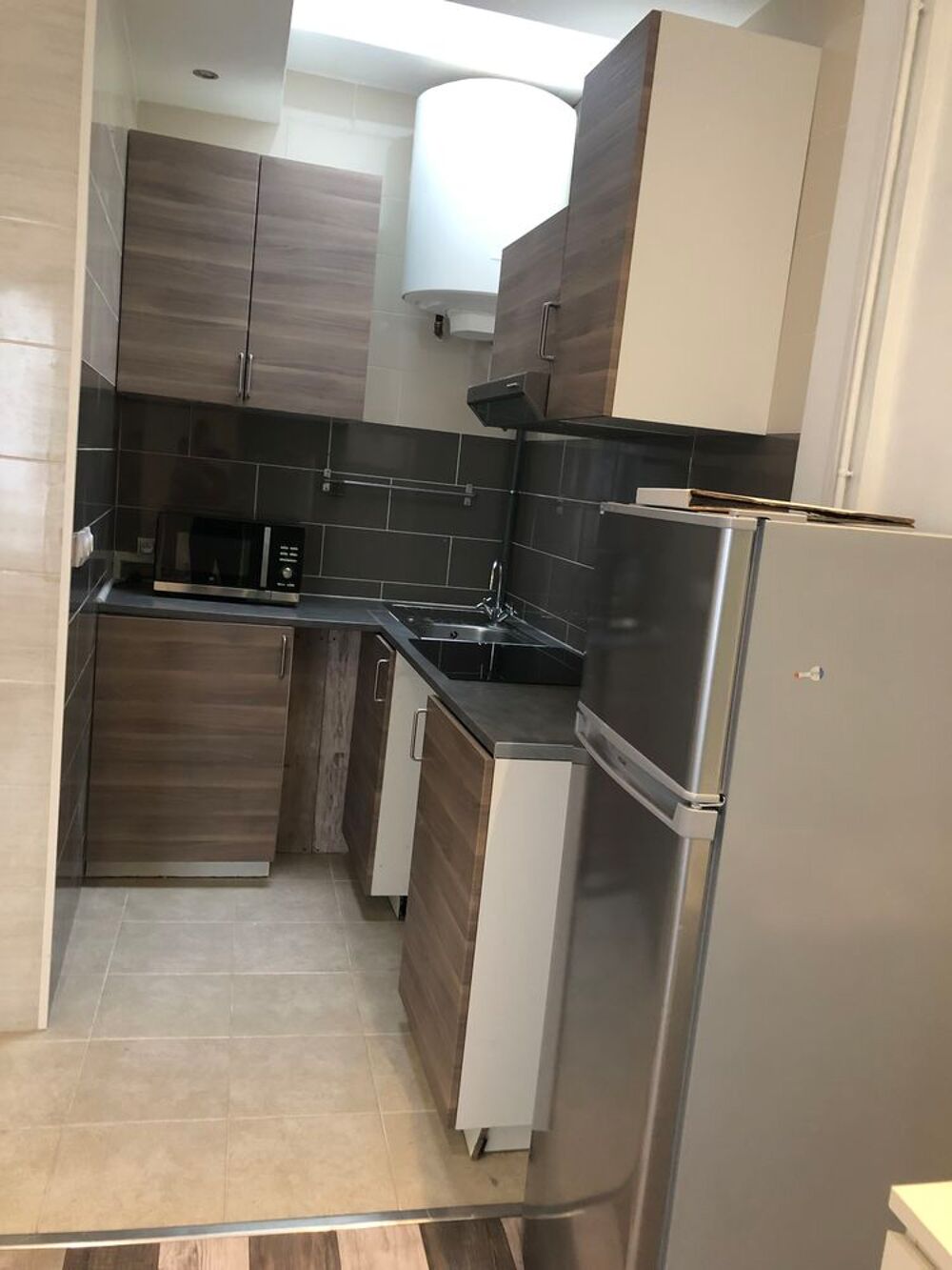 Location Appartement ?  ? Appartement T3 MEUBLÉ à Paris 18e Paris 18