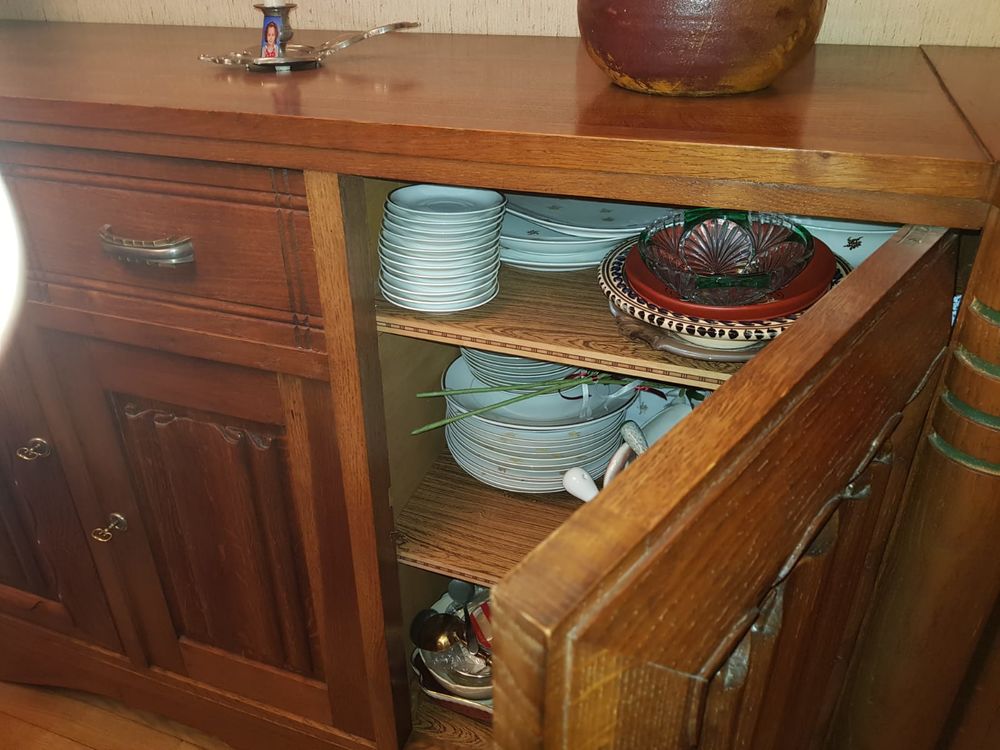 Buffet d &eacute;b&eacute;niste Meubles