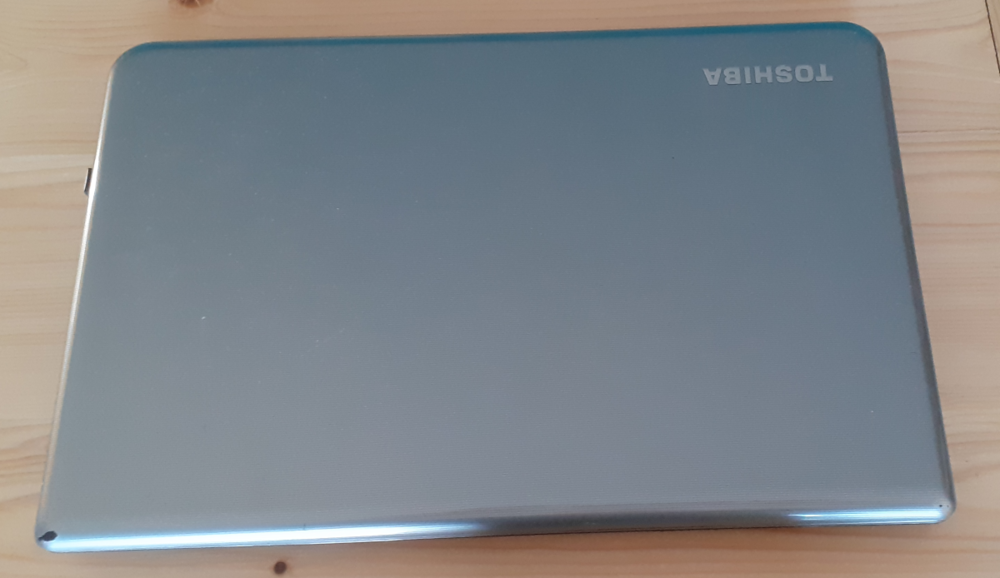Portable Toshiba 17" win. 10 intel I7 Matériel informatique
