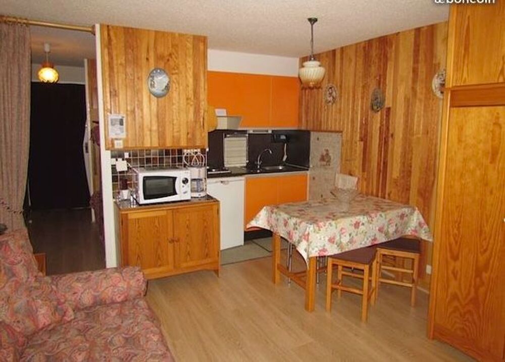   Studio Super-Besse Auvergne, Super Besse (63610)
