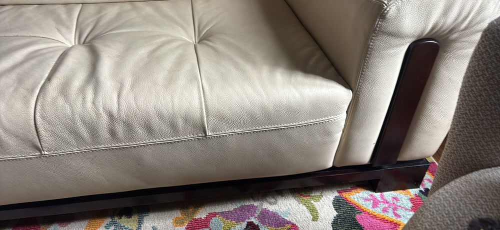 canap&eacute; d'angle en cuir beige Meubles